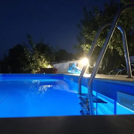 La Pietra * 嘉拉蒙提·古非