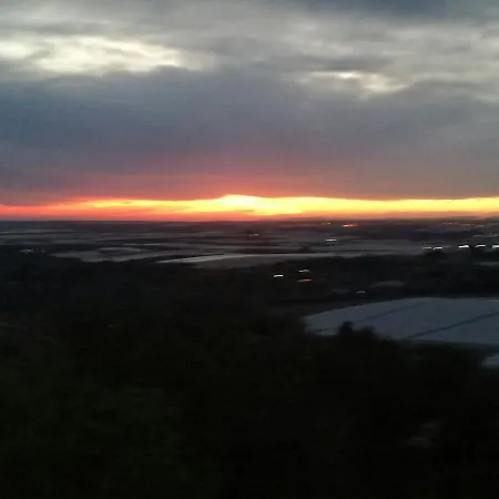 La Pietra 度假居 *