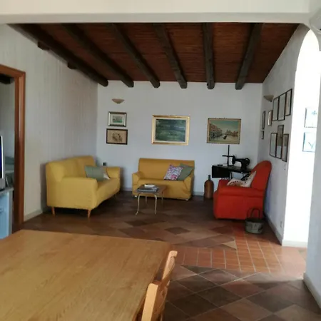 La Pietra Holiday home Chiaramonte Gulfi
