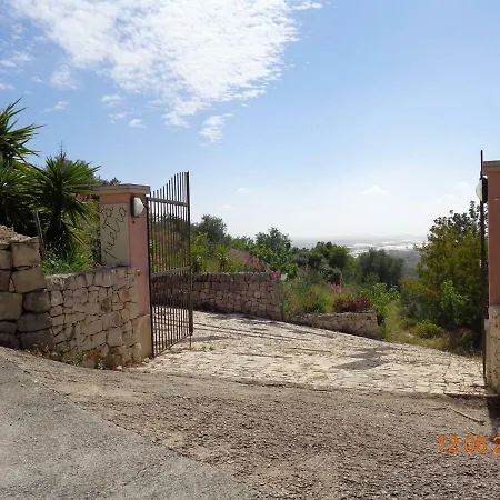 La Pietra * Chiaramonte Gulfi